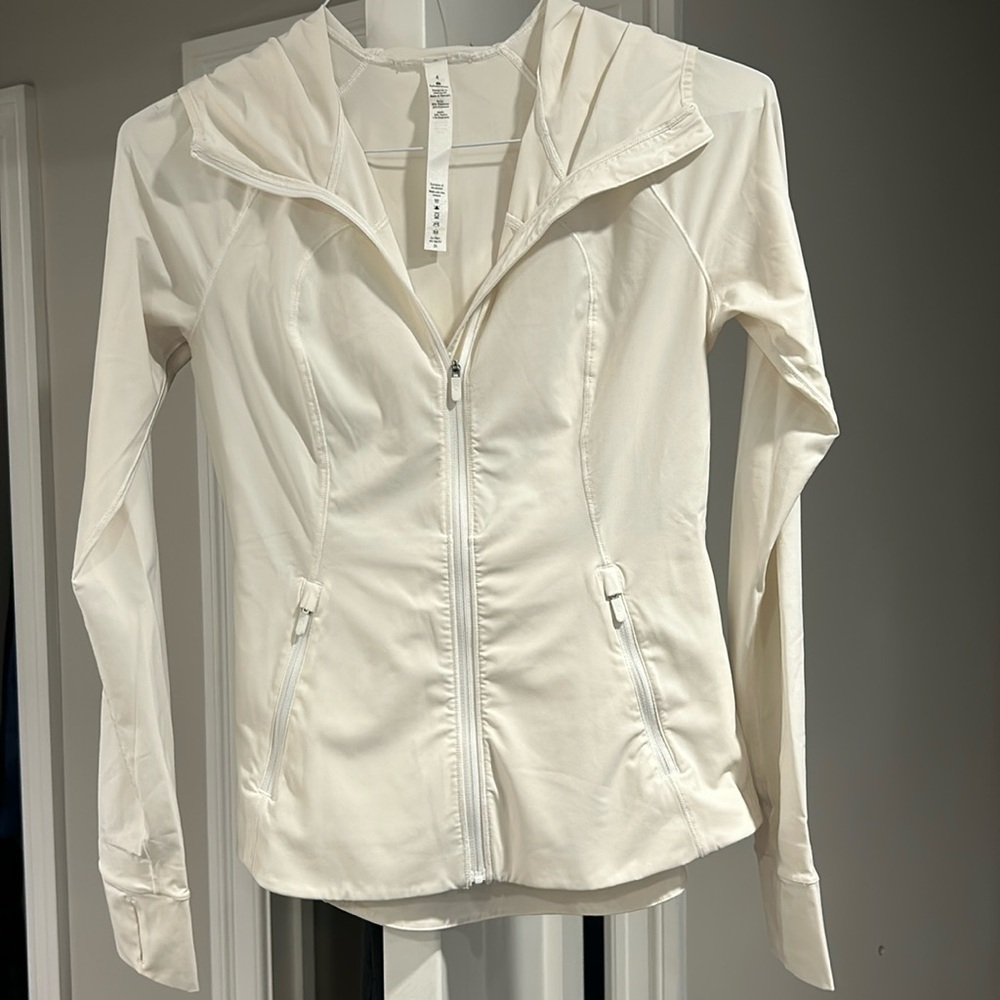 Lululemon Mist Over Windbreaker - White - size 4